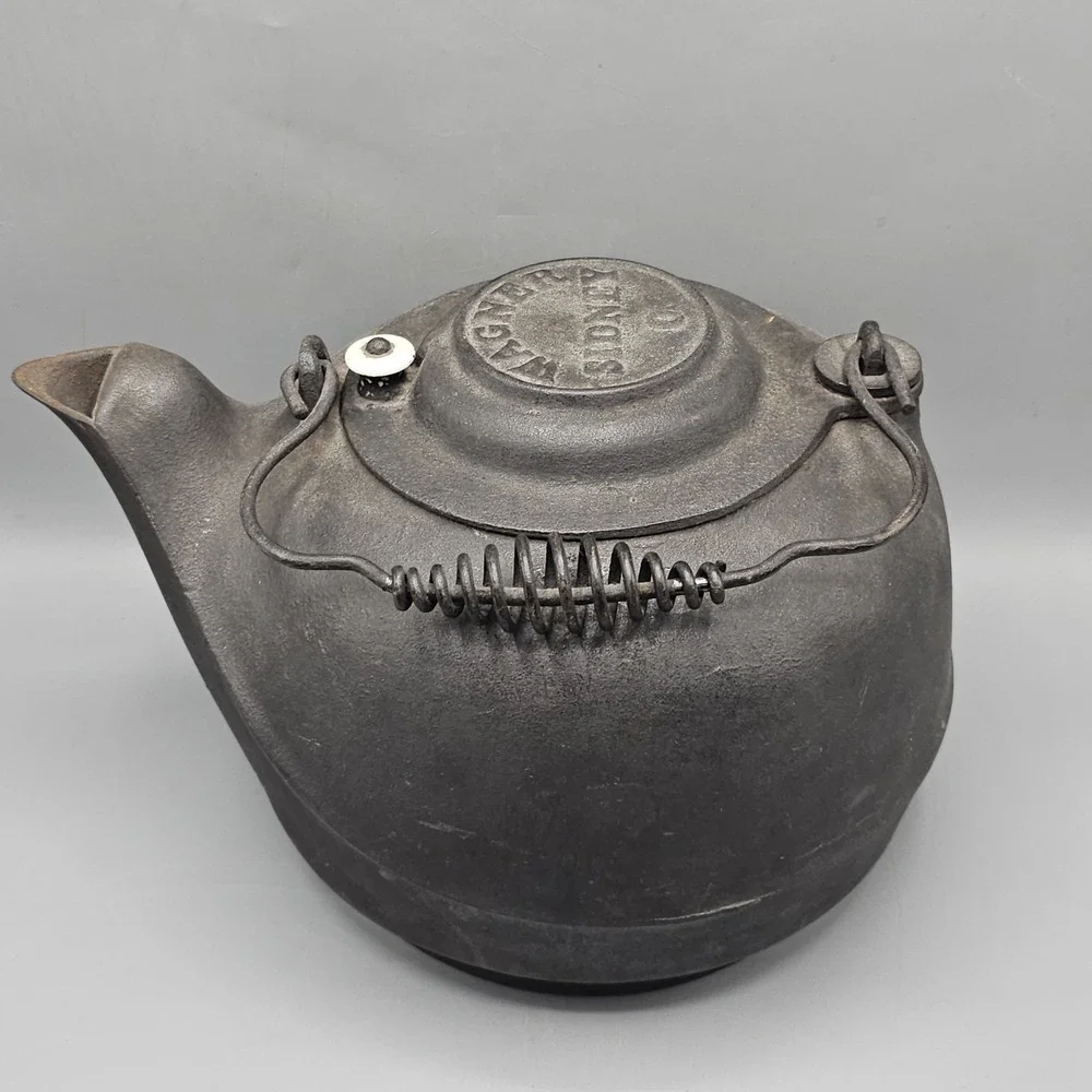 Vintage Wagner Ware Sidney O HUGE Cast Iron Tea Pot Kettle Swivel Lid Made USA